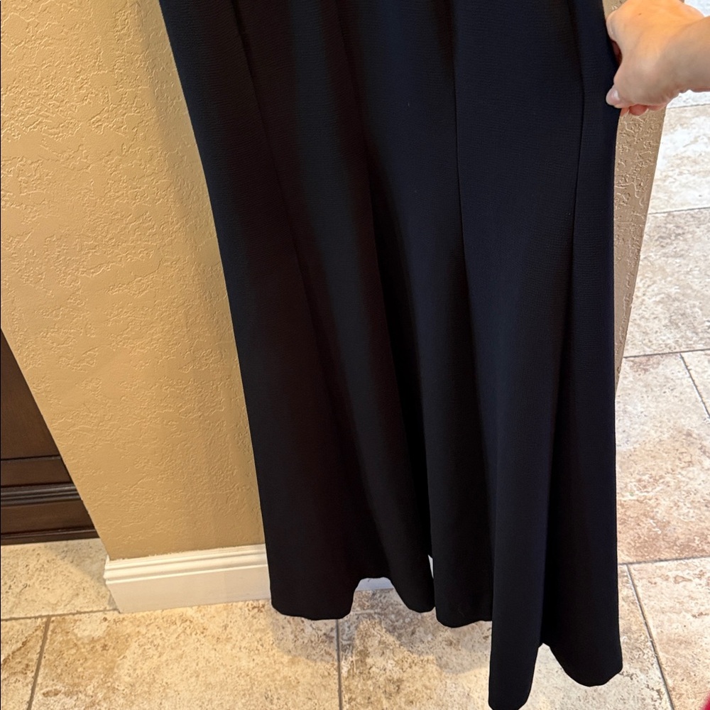 BCBG MaxAzria Black Lace Julia Crepe Gown Size 2 NEW - Picture 7 of 17